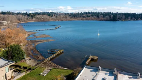 $639,000 | 9039 Northeast Juanita Drive, Unit 306, Kirkland, WA 98034