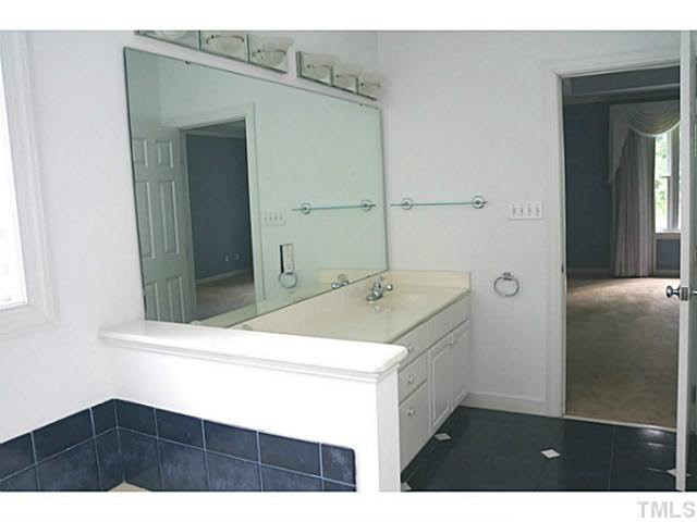 7624 Wilderness Road Raleigh, NC 27613 - Photo 18 of 25 Master Bath/Spa