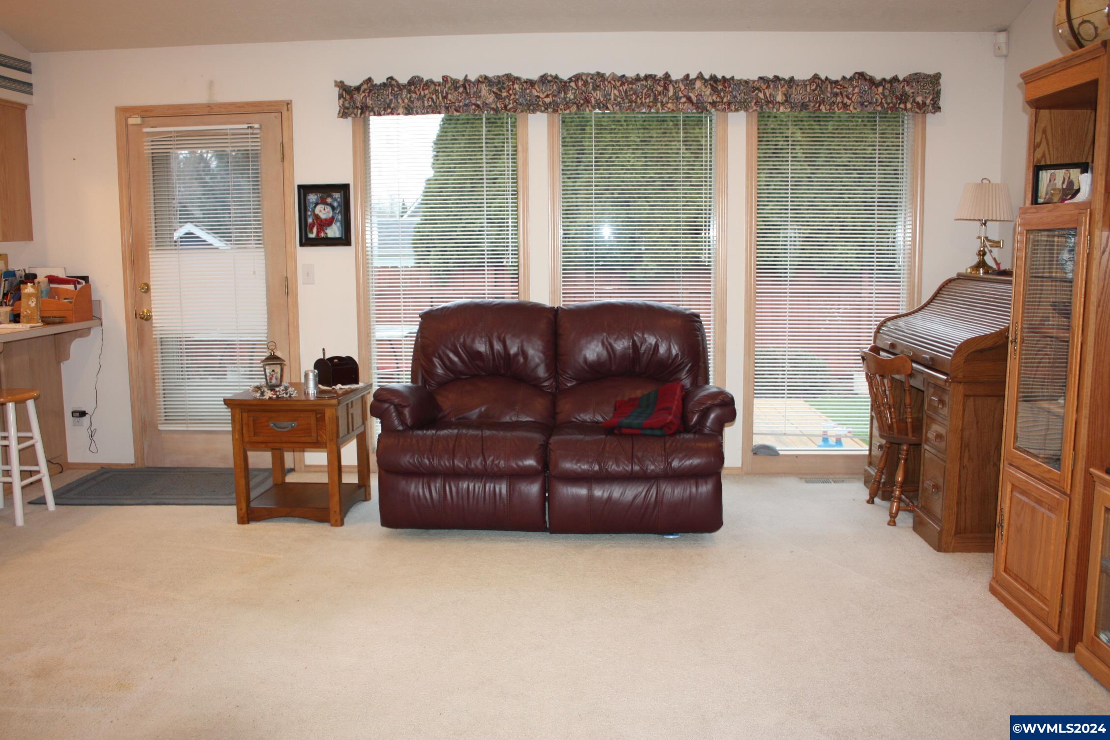 5452 Lone Oak Road Southeast Salem, OR 97306 - Photo 13 of 42