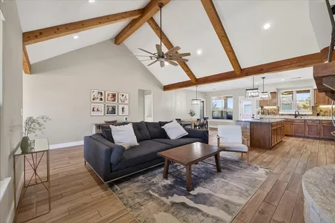 $699,900 | 341 Guy Lane, Pottsboro, TX 75076