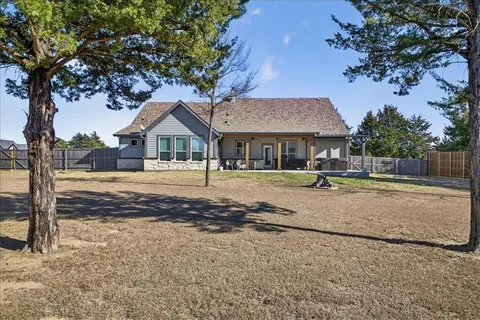$699,900 | 341 Guy Lane, Pottsboro, TX 75076