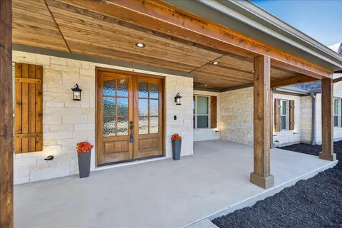 $699,900 | 341 Guy Lane, Pottsboro, TX 75076