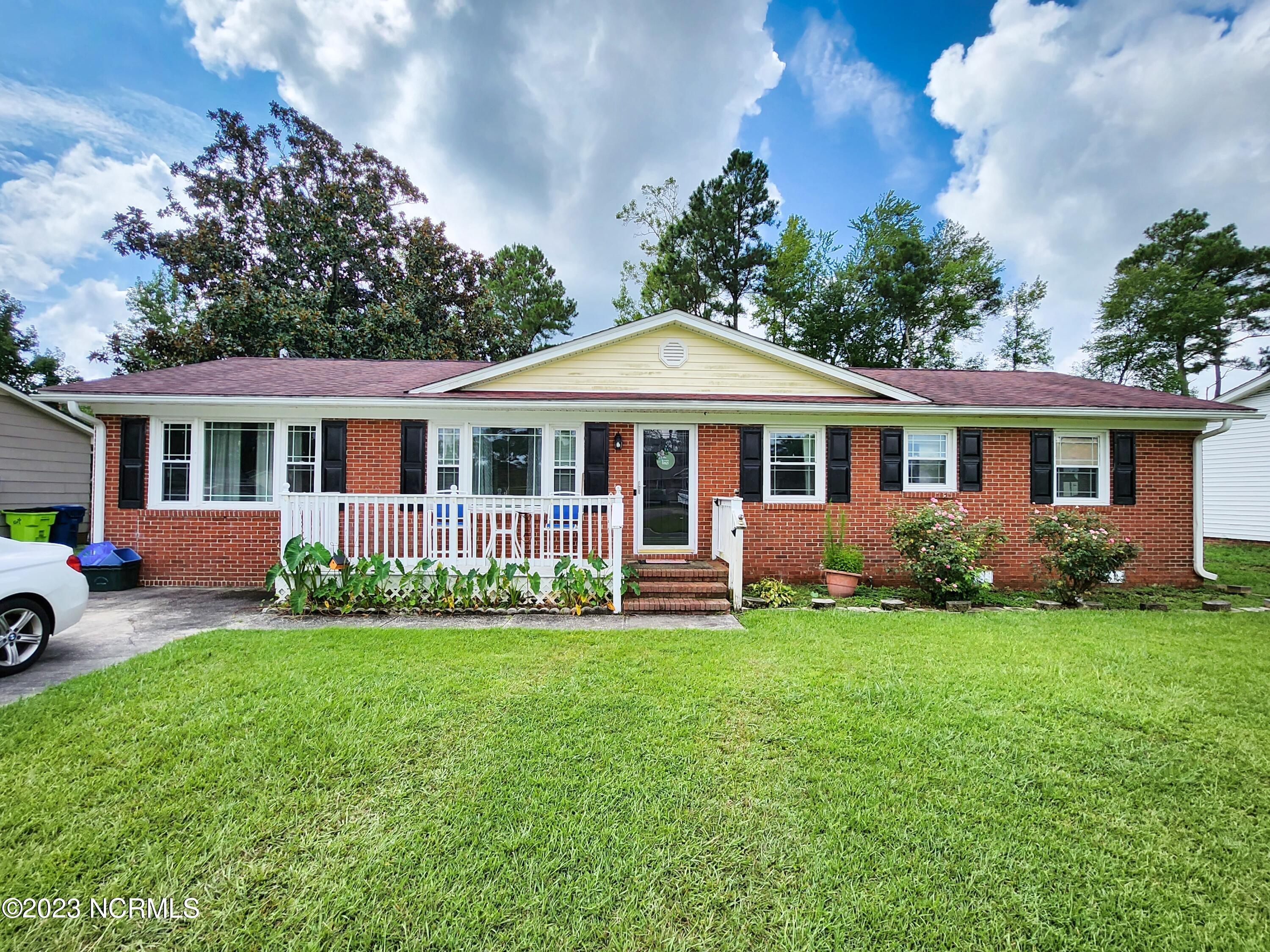 315 Tall Pine Road Havelock, NC 28532 - Photo 1 of 28 20230828_111801