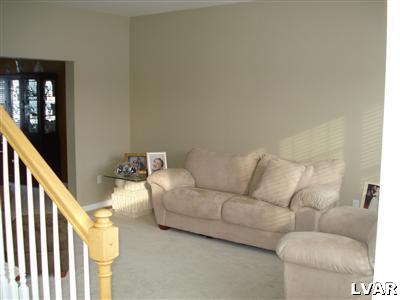 4085 Ross Road Bethlehem, PA 18020 - Photo 3 of 44 Gallery Image 3