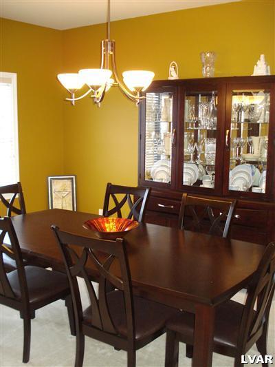 4085 Ross Road Bethlehem, PA 18020 - Photo 8 of 44 Gallery Image 8