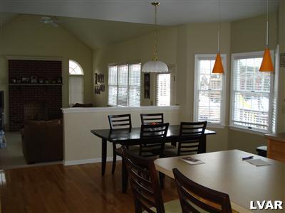 4085 Ross Road Bethlehem, PA 18020 - Photo 9 of 44 Gallery Image 9