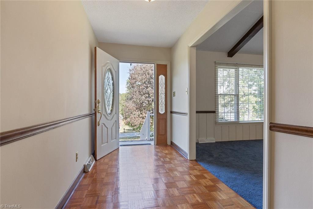 7079 Bridgewood Road Clemmons, NC 27012 - Photo 12 of 30 Gallery Image 12