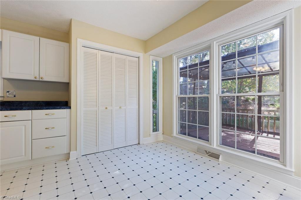 7079 Bridgewood Road Clemmons, NC 27012 - Photo 19 of 30 Gallery Image 19