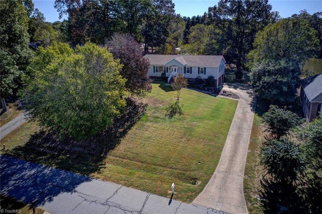 7079 Bridgewood Road Clemmons, NC 27012 - Photo 5 of 30 Gallery Image 5