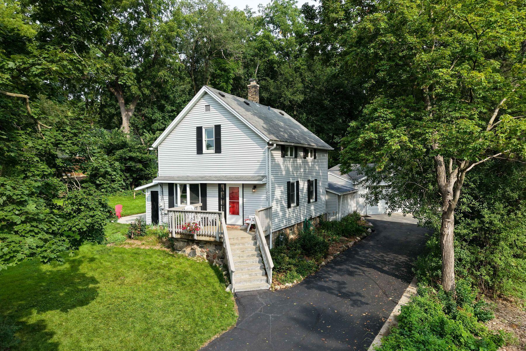 12500 Knoll Road Elm Grove, WI 53122 - Photo 1 of 37 12500 Knoll Road