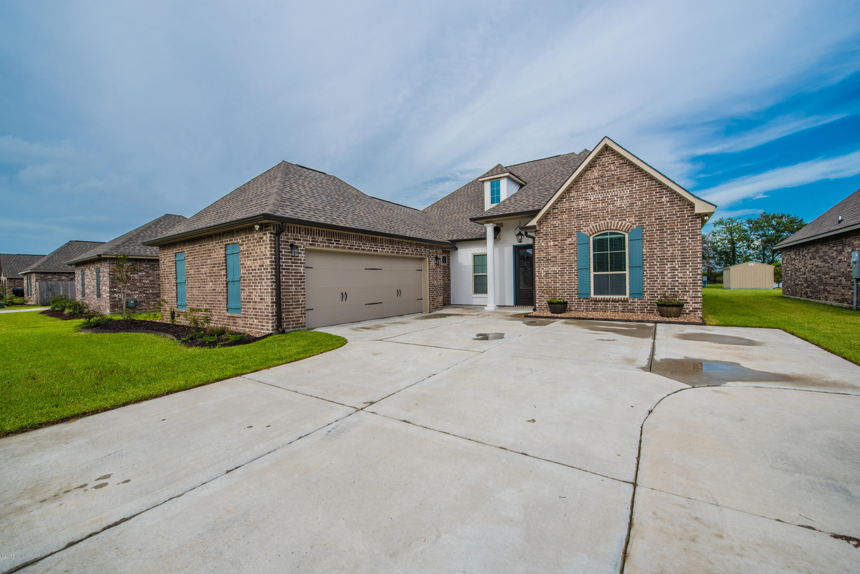 115 Chemet Road Youngsville, LA 70592 - Photo 2 of 40 DSC_8044