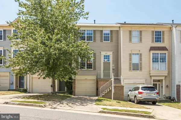 $490,000 | 16812 Miranda Lane, Woodbridge, VA 22191