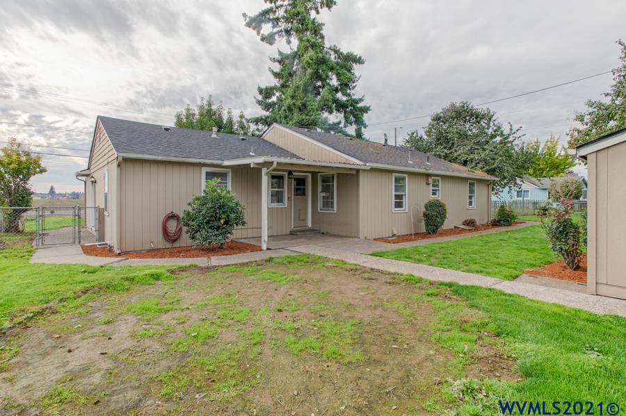 4565 Hazelgreen Road Northeast Salem, OR 97305 - Photo 2 of 42 Gallery Image 2
