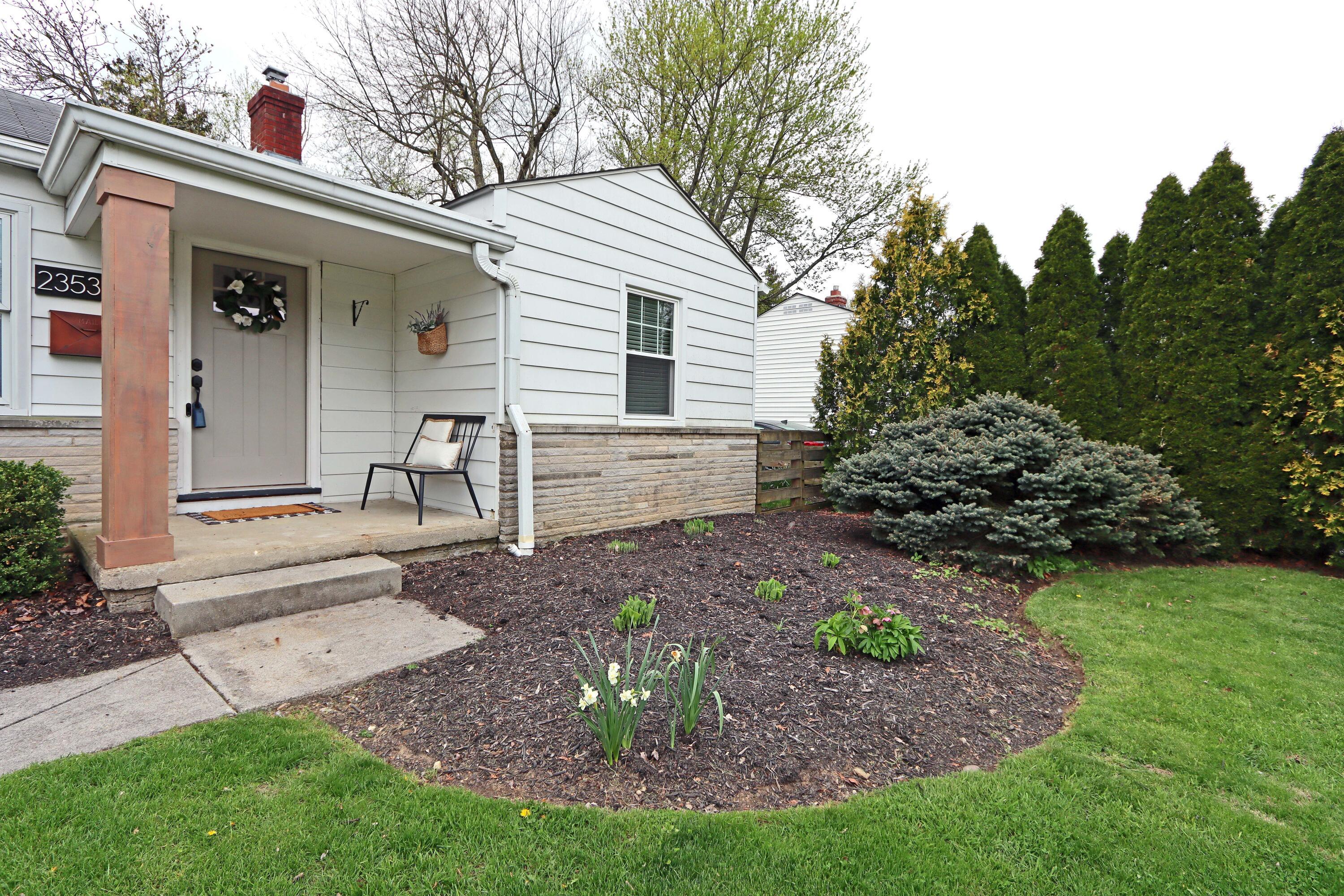 2353 Shrewsbury Road Columbus, OH 43221 - Photo 6 of 44 2353 Shrewsbury Rd