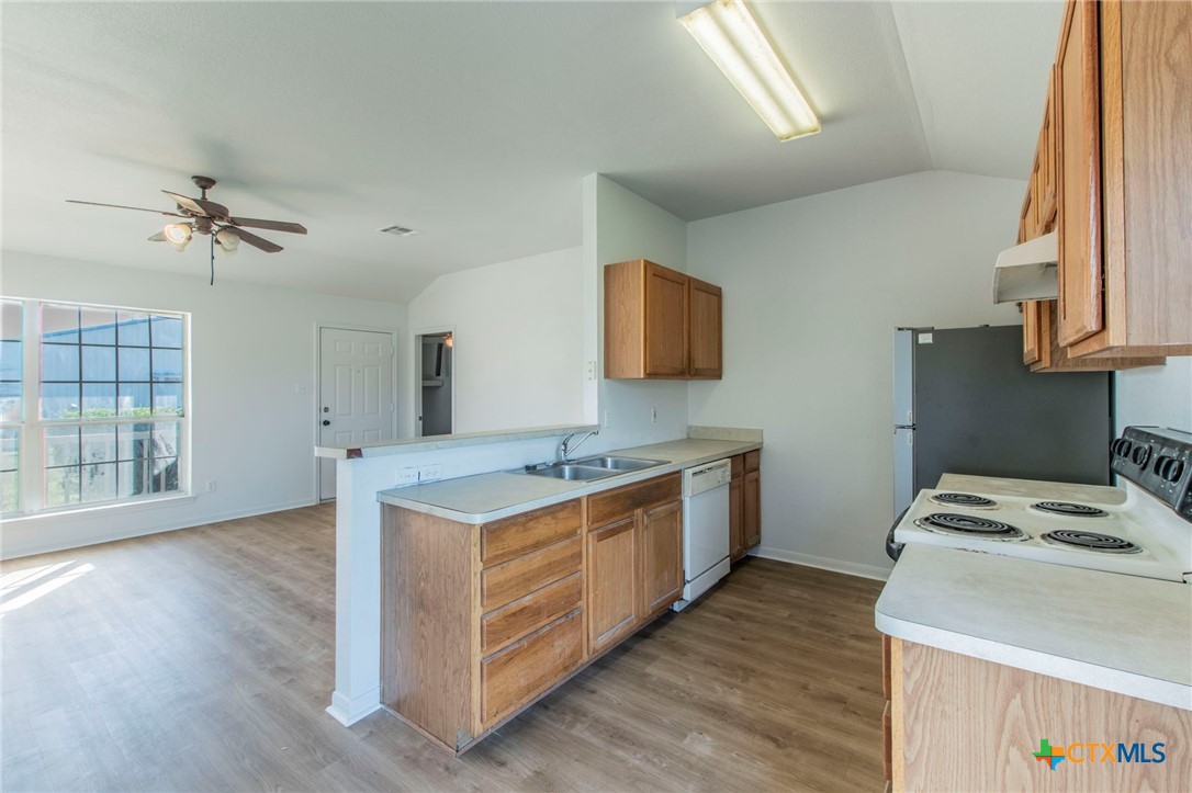 902 South 24th Street Temple, TX 76501 - Photo 5 of 16