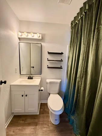 $1,900 | 72532 Edgehill Drive, Unit 2, Palm Desert, CA 92260