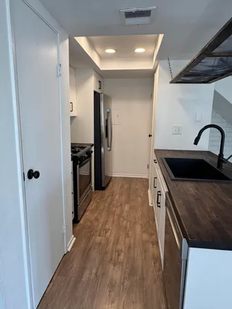 $1,900 | 72532 Edgehill Drive, Unit 2, Palm Desert, CA 92260