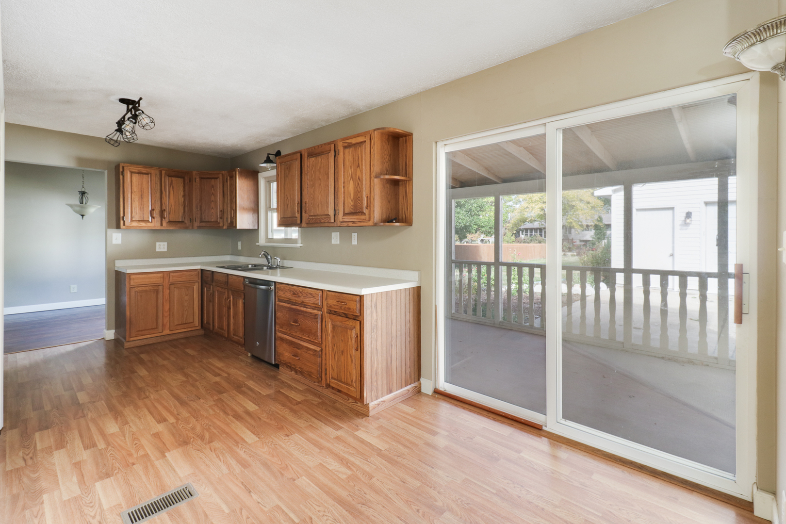 208 East Lincoln Street Normal, IL 61761 - Photo 16 of 40