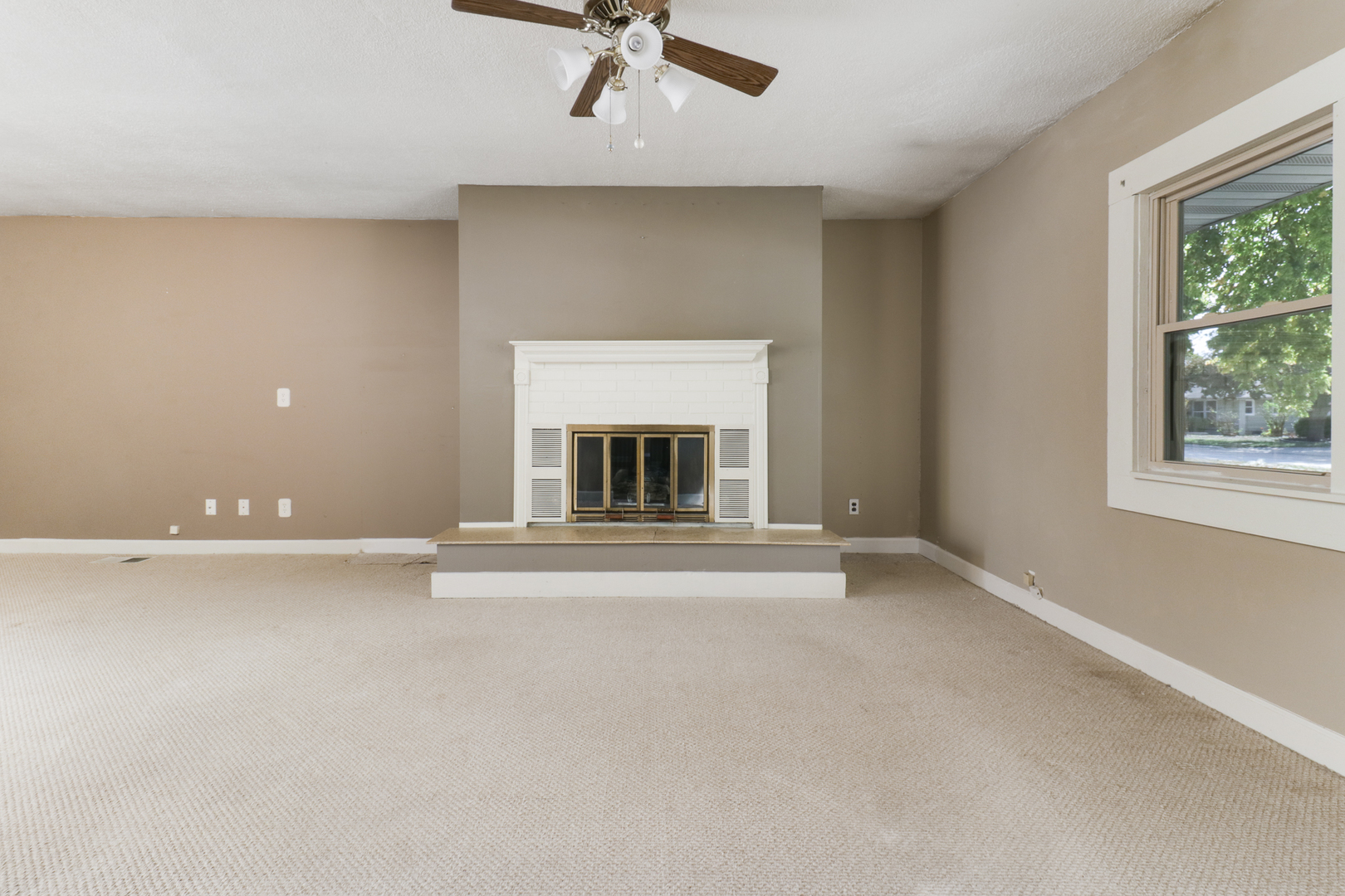 208 East Lincoln Street Normal, IL 61761 - Photo 6 of 40