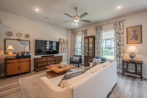 $567,500 | 8106 Emsworth Drive, Dallas, TX 75231