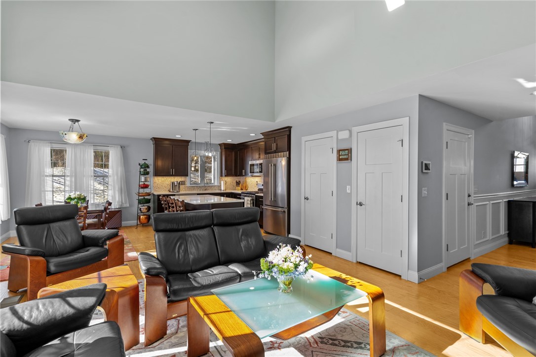 80 Conley Avenue, Unit 8 Cranston, RI 02921 - Photo 12 of 41