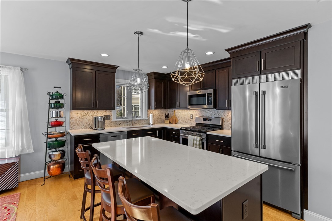 80 Conley Avenue, Unit 8 Cranston, RI 02921 - Photo 15 of 41