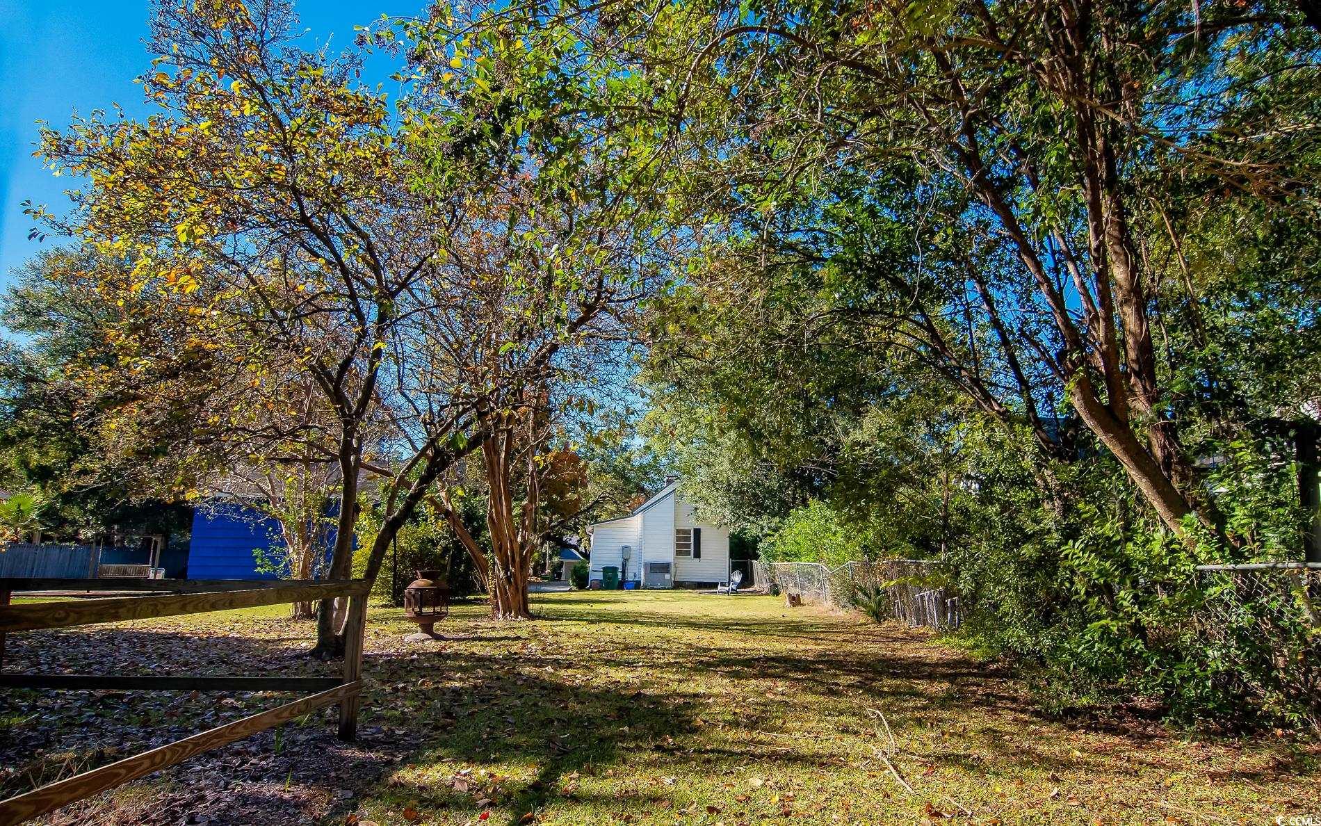 524 Highmarket Street Georgetown, SC 29440 - Photo 4 of 27 View of yard