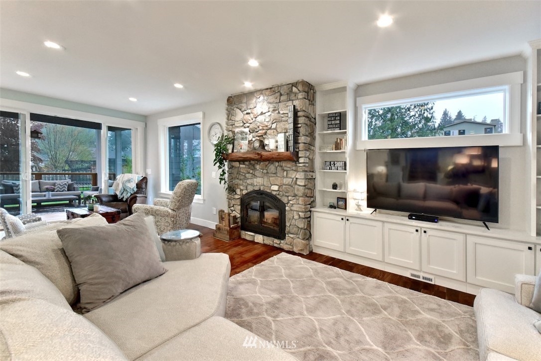 16019 Cascadian Way Bothell, WA 98012 - Photo 20 of 40 Gallery Image 20