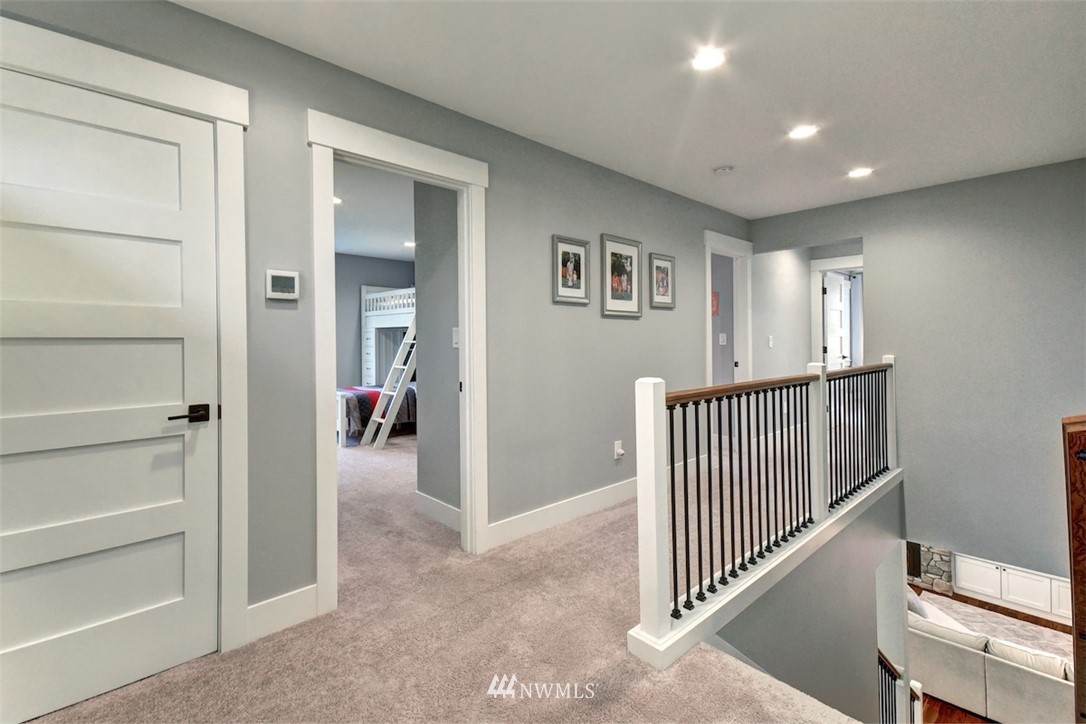 16019 Cascadian Way Bothell, WA 98012 - Photo 27 of 40 Gallery Image 27