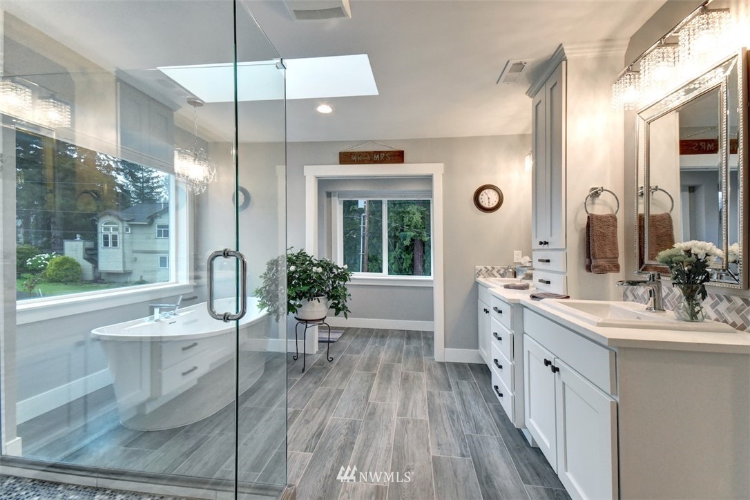 16019 Cascadian Way Bothell, WA 98012 - Photo 29 of 40 Gallery Image 29