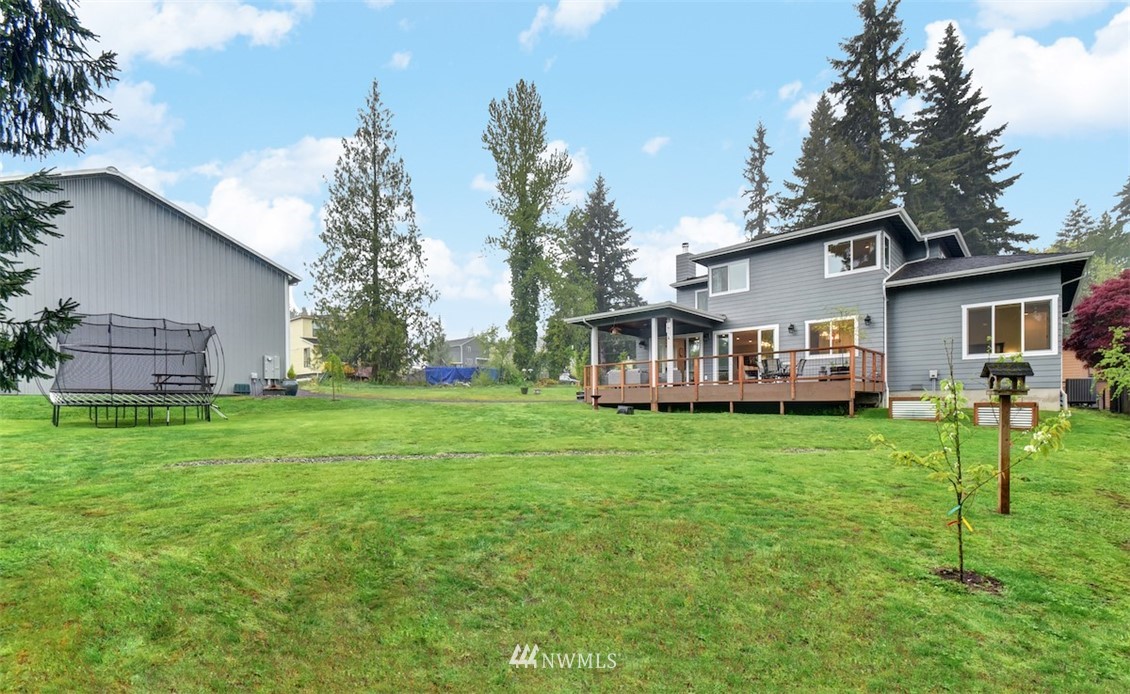 16019 Cascadian Way Bothell, WA 98012 - Photo 7 of 40 Gallery Image 7