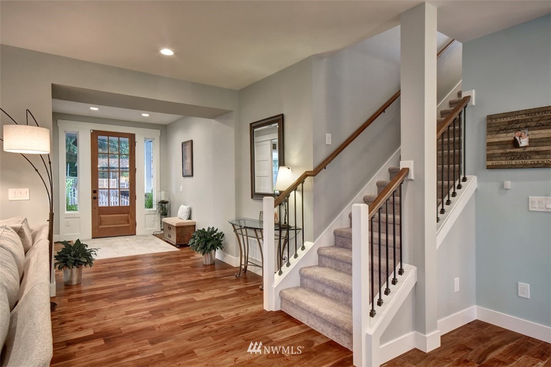 16019 Cascadian Way Bothell, WA 98012 - Photo 10 of 40 Gallery Image 10