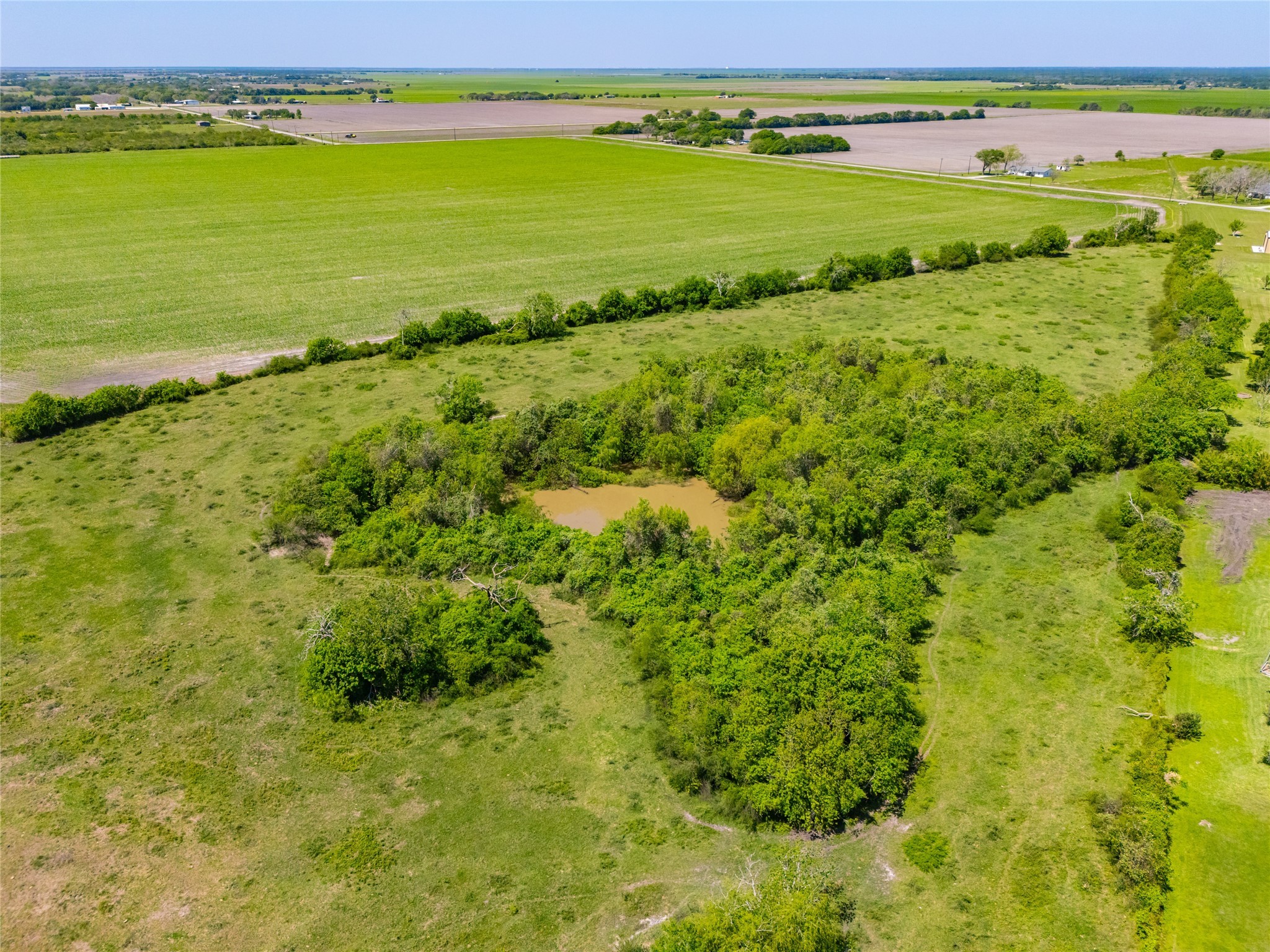 0 Park Road Port Lavaca, TX 77979 - Photo 5 of 19 a view of an ocean and a yard