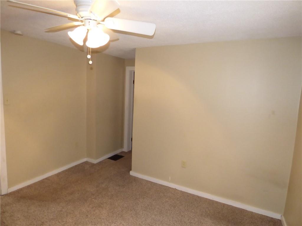 29 East Prospect Avenue, Unit 1 Pittsburgh, PA 15205 - Photo 26 of 30 a view of a chandelier fan in a room