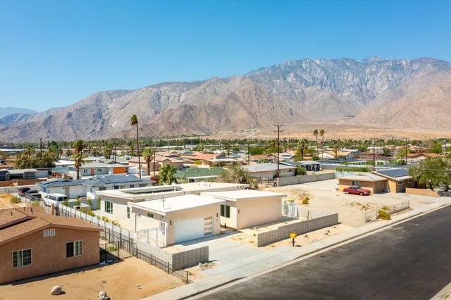 $3,950 | 361 West Sunview Avenue, Palm Springs, CA 92262