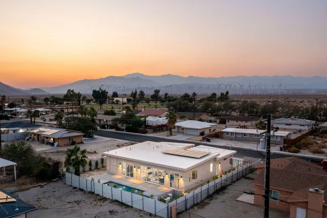 $3,950 | 361 West Sunview Avenue, Palm Springs, CA 92262