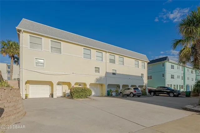 $350,000 | 3733 Cardinal Boulevard, Unit 2, Daytona Beach, FL 32118