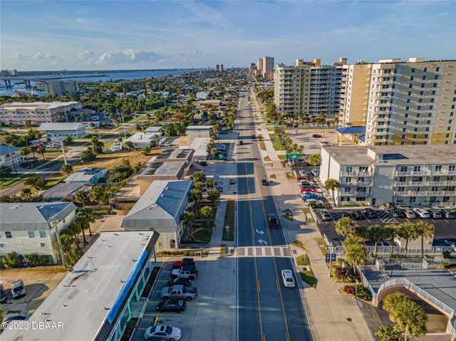 $350,000 | 3733 Cardinal Boulevard, Unit 2, Daytona Beach, FL 32118