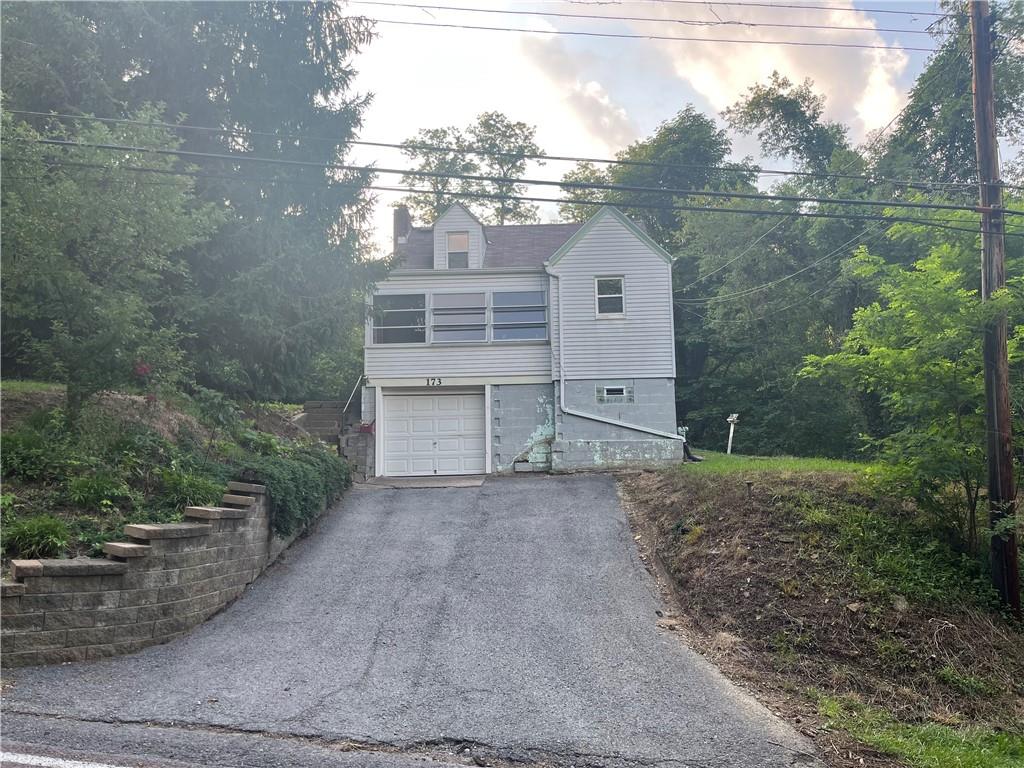 173 McCormick Road McKees Rocks, PA 15136 - Photo 1 of 26 Gallery Image 1
