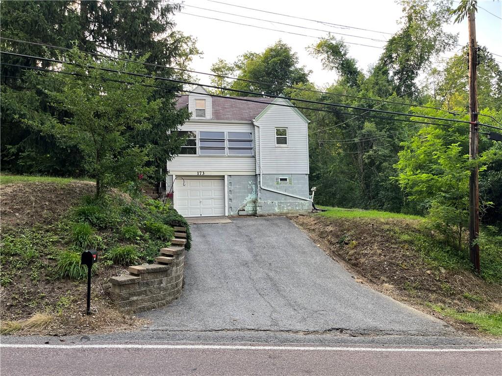 173 McCormick Road McKees Rocks, PA 15136 - Photo 2 of 26 Gallery Image 2