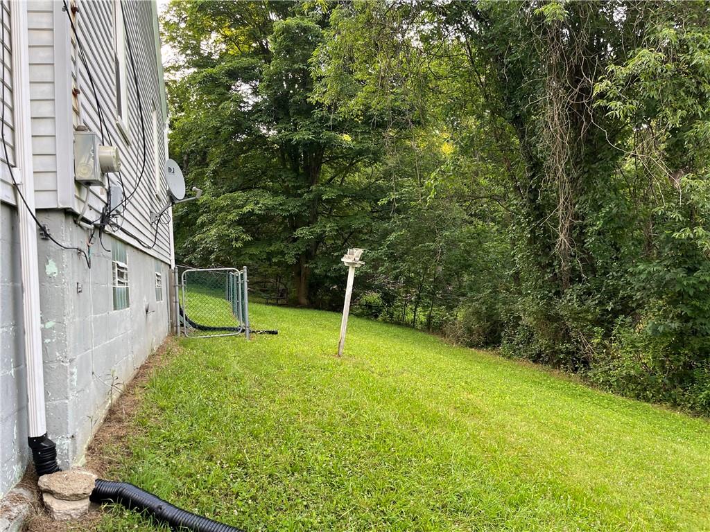 173 McCormick Road McKees Rocks, PA 15136 - Photo 3 of 26 Gallery Image 3
