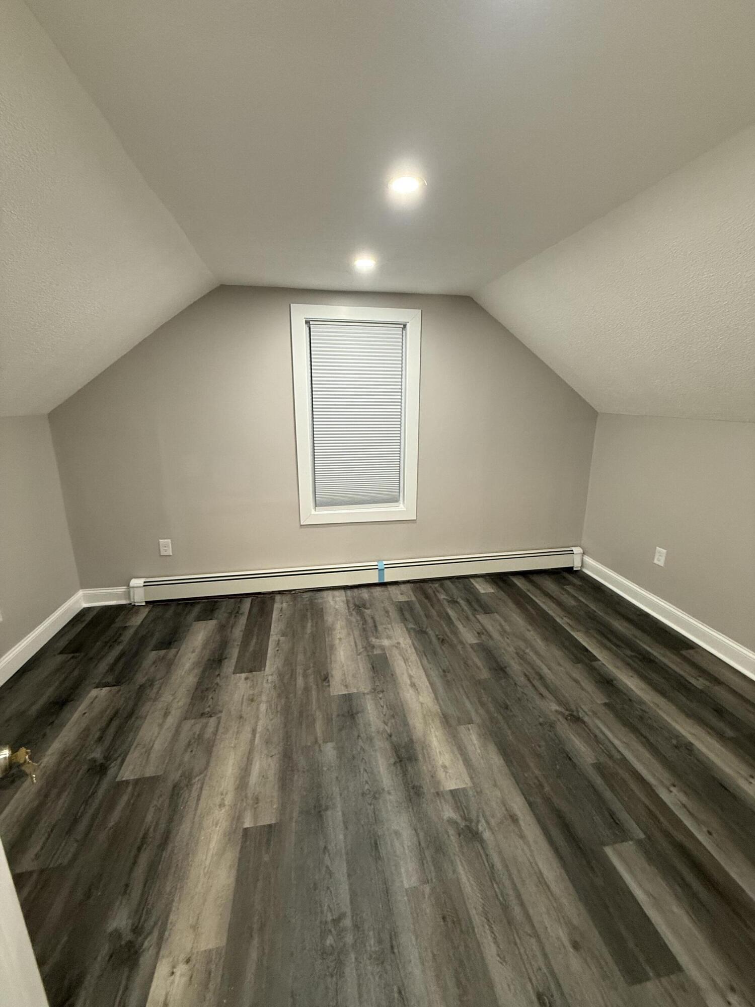 75 Oak Street Lewiston, ME 04240 - Photo 26 of 34 IMG_3126