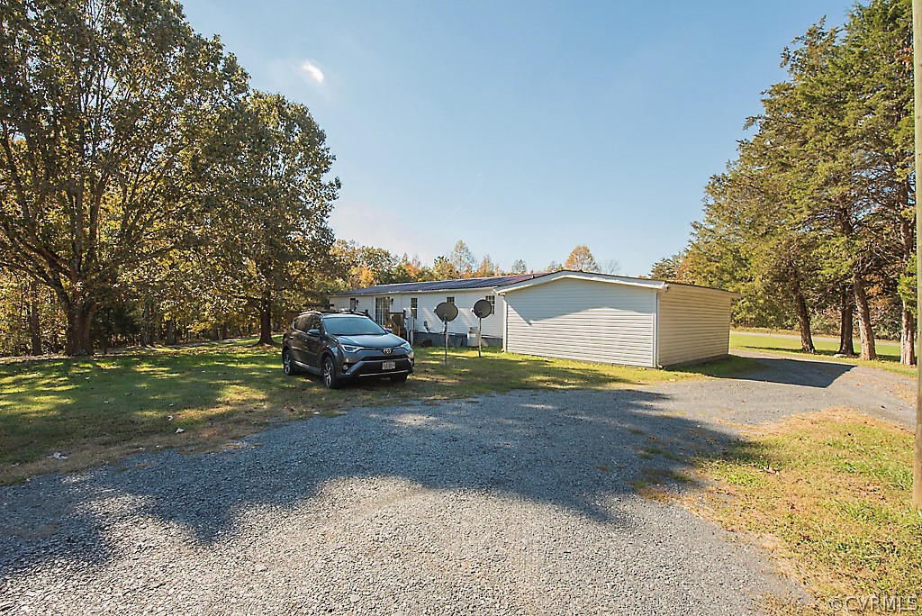 412 Sugarfork Road Cumberland, VA 23040 - Photo 11 of 42 Gallery Image 11