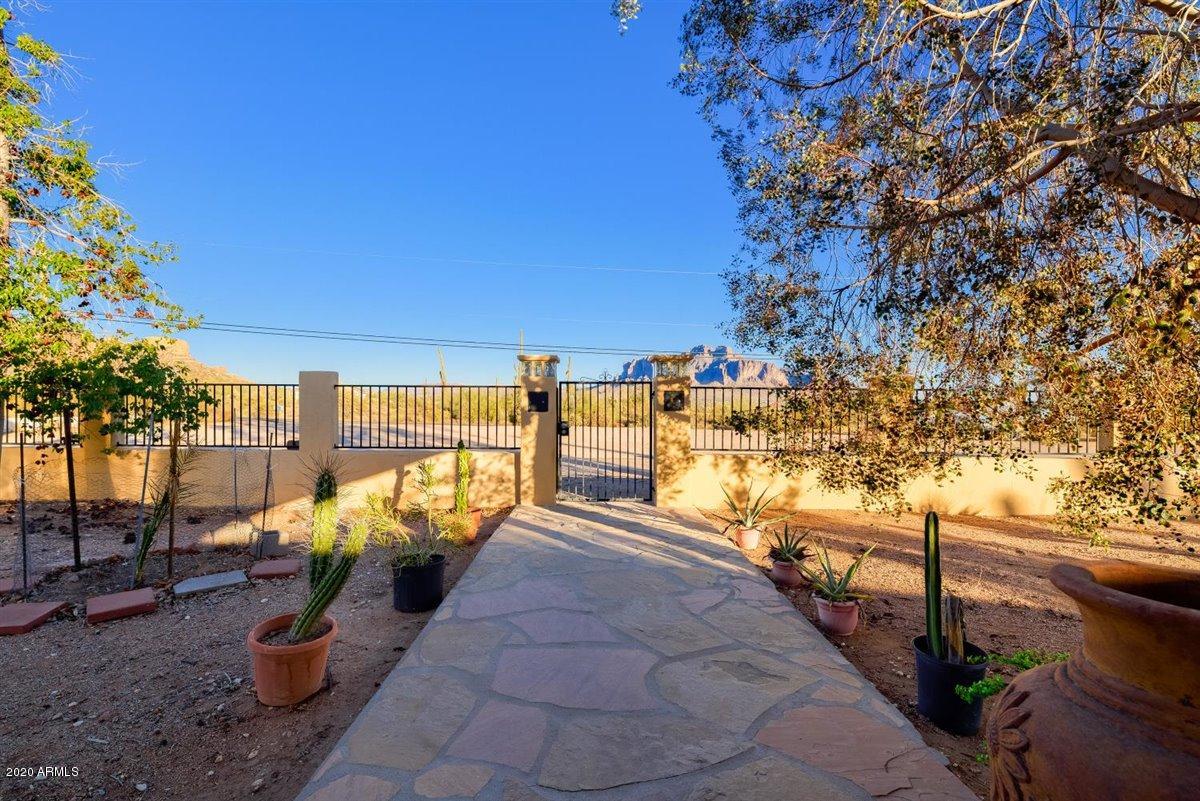 4490 North Tomahawk Road Apache Junction, AZ 85119 - Photo 3 of 37 03-003