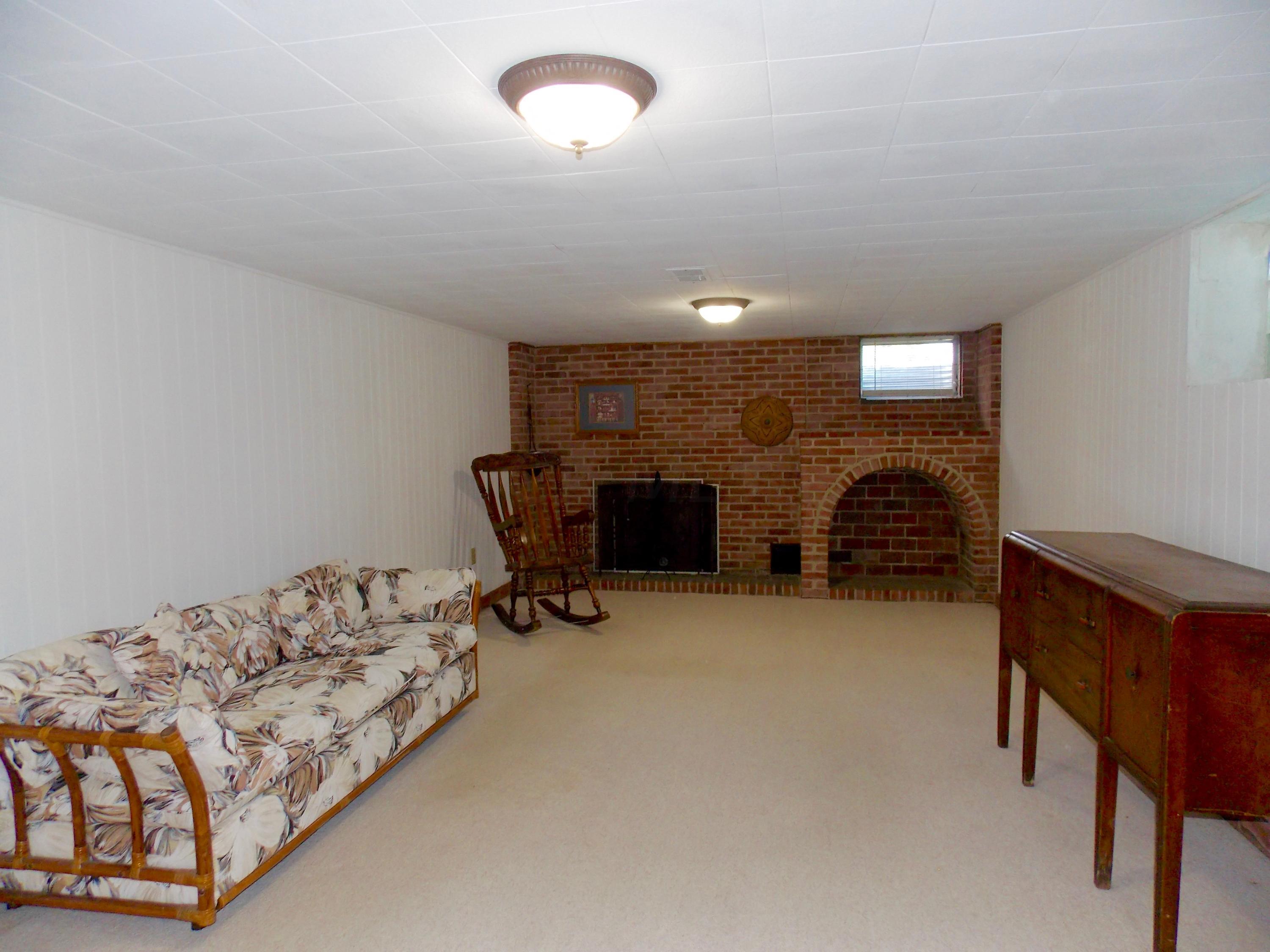 2734 Kenview Road South Columbus, OH 43209 - Photo 33 of 46 Gallery Image 33