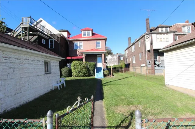 $199,500 | 328 Center Street, East Pittsburgh, PA 15112
