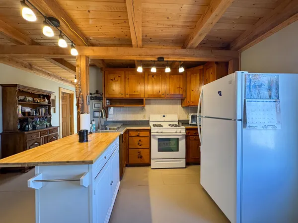 $170,000 | 643 Averill Road, Springfield, ME 04487