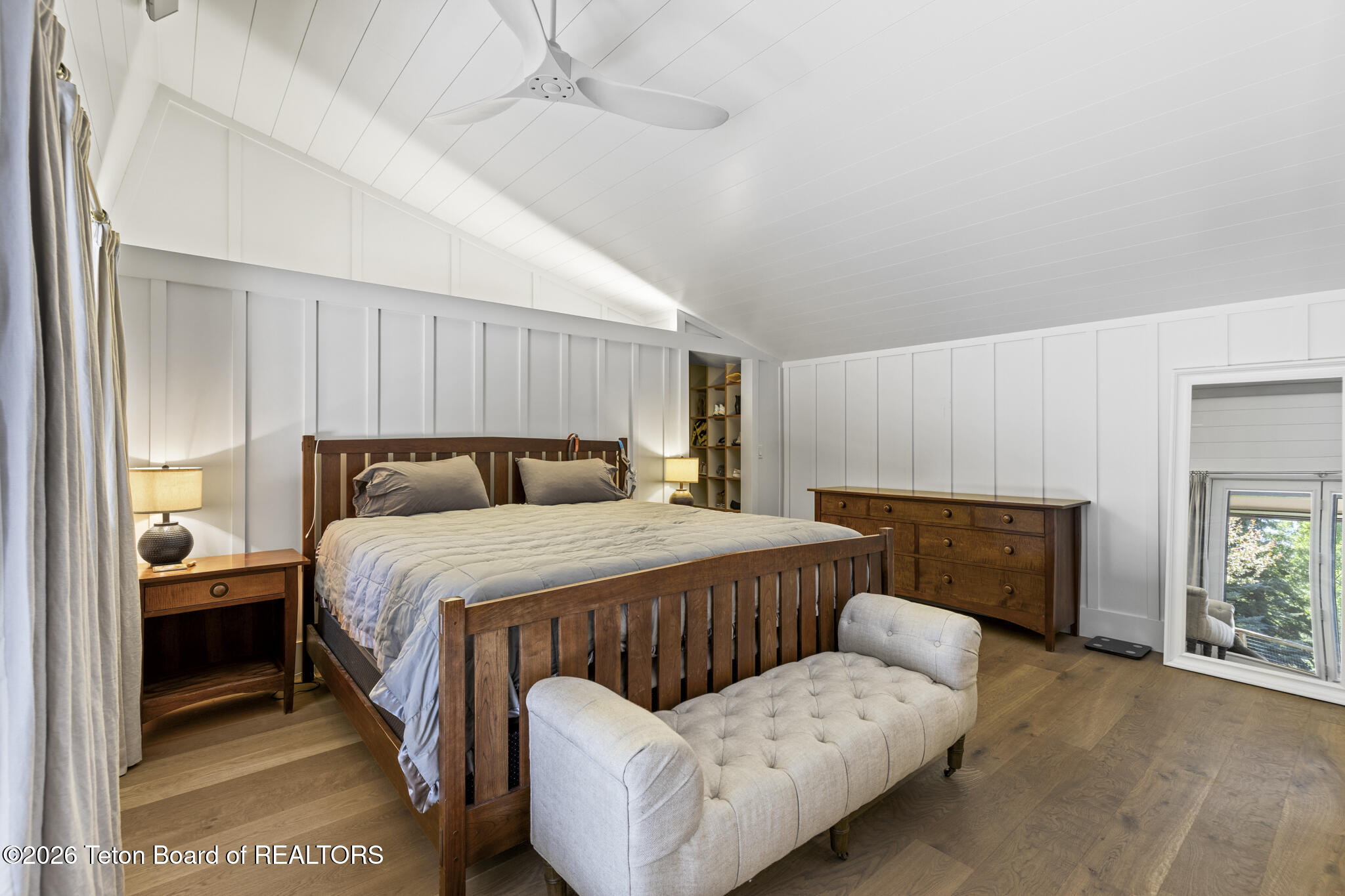 3650 North Meadow Road Jackson, WY 83001 - Photo 23 of 66 Primary Bedroom