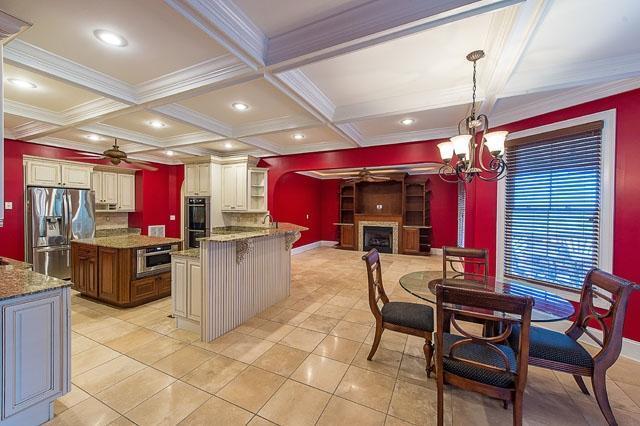 7902 Chianti Way Chattanooga, TN 37421 - Photo 6 of 30 Chianti kitchen to keeping
