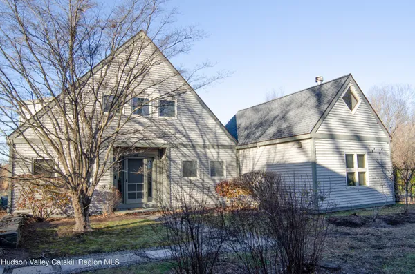 $600,000 | 322 Arcadia Drive, Ancram, NY 12503